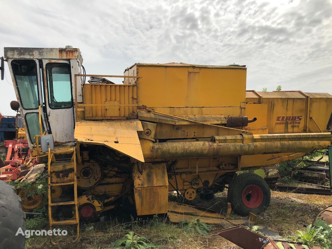 Claas Dominator FOR PARTS cosechadora de cereales para piezas