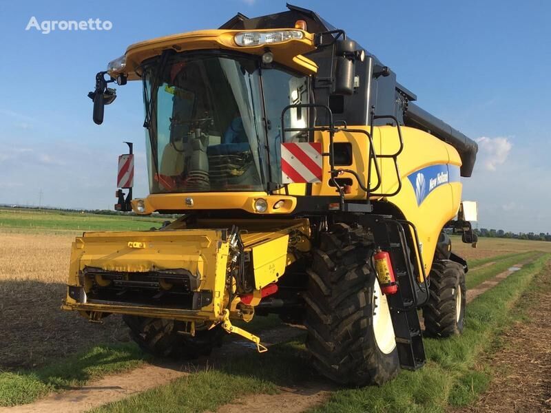 New Holland CX8070 cosechadora de cereales