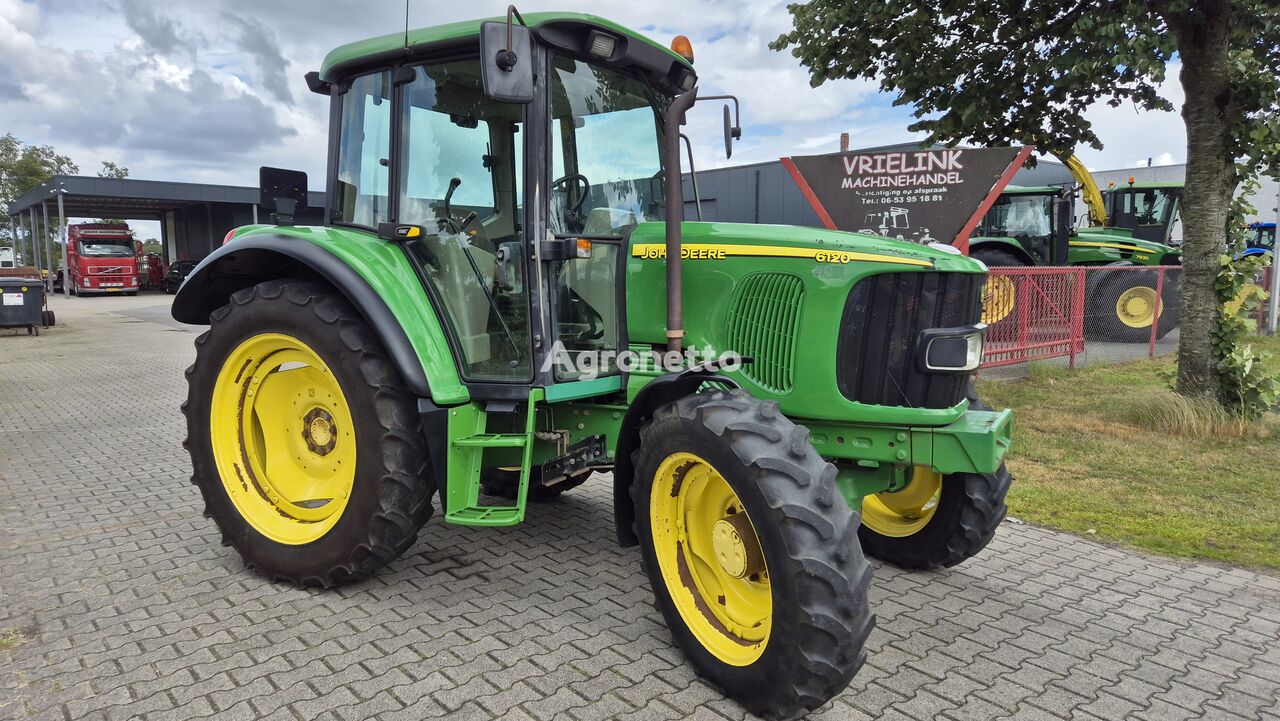 John Deere 6120 SE with creeper and 4850h tractor de ruedas