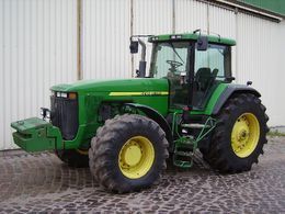 John Deere 8300 tractor de ruedas